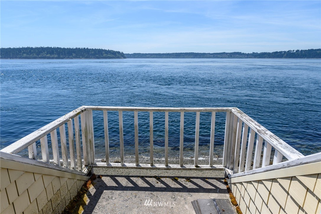 14257 Southwest Pohl Road Vashon, WA 98070 - Photo 14 of 20