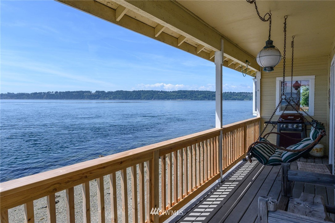 14257 Southwest Pohl Road Vashon, WA 98070 - Photo 16 of 20