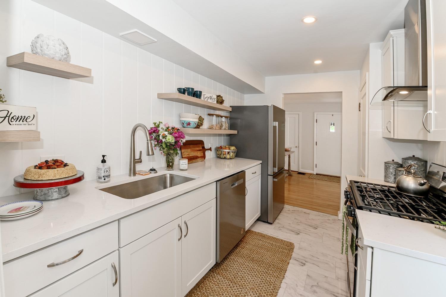 7147 Garden Road Cincinnati, OH 45236 - Photo 10 of 48 Gallery Image 10