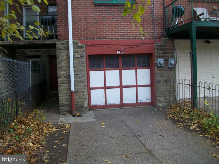7462 Briar Road Philadelphia, PA 19138 - Photo 1 of 2 Gallery Image 1