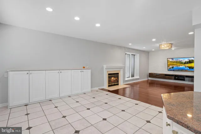 $719,900 | 32 Country Walk, Cherry Hill, NJ 08003