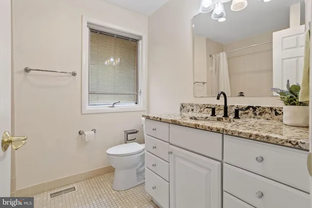 $719,900 | 32 Country Walk, Cherry Hill, NJ 08003