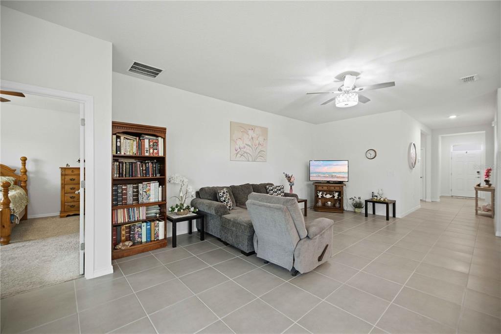 6457 Southwest 89th Loop Ocala, FL 34476 - Photo 10 of 40 Gallery Image 10