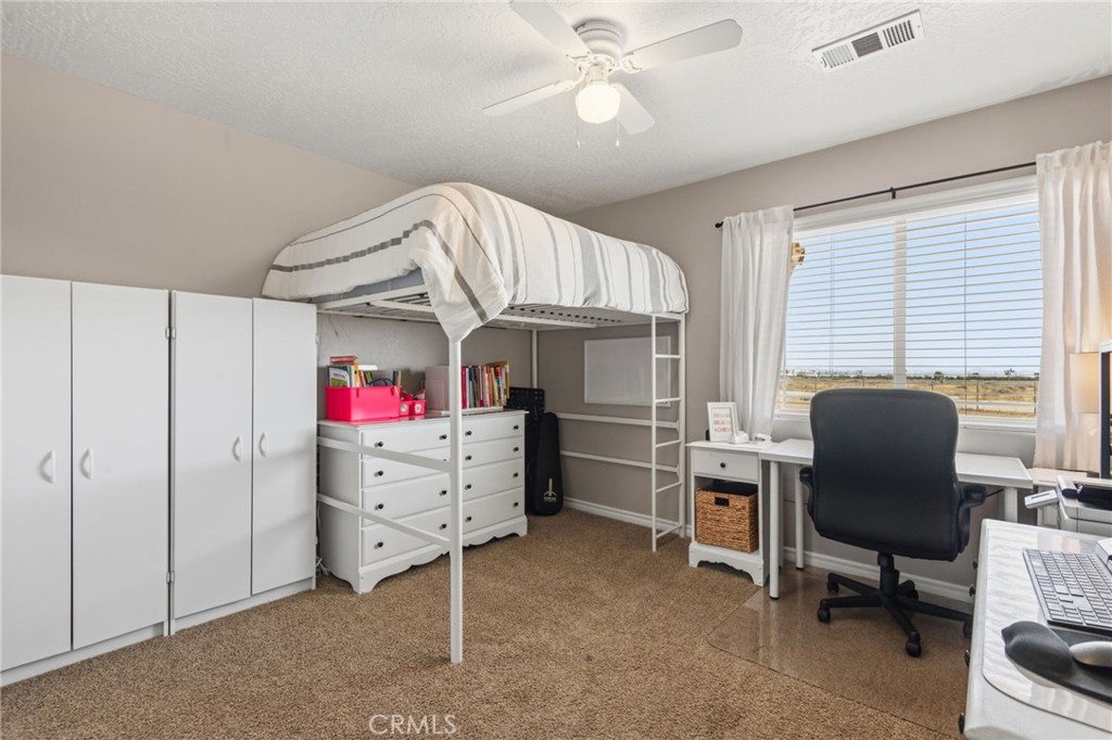 11385 Trinity Road Oak Hills, CA 92344 - Photo 14 of 38