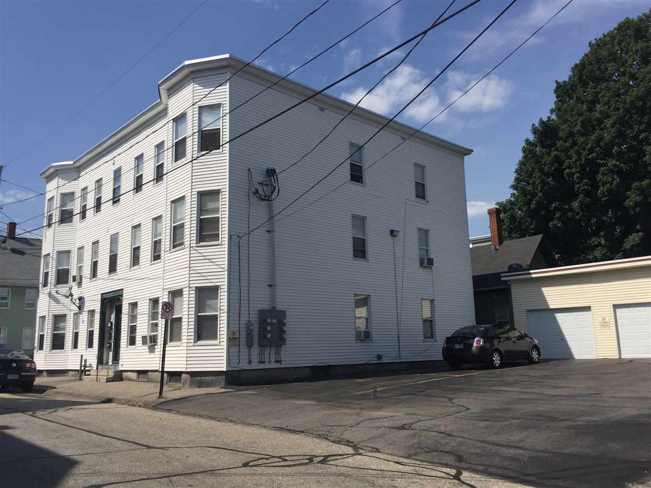 73 Clinton Street Manchester, NH 03102 - Photo 2 of 18 Gallery Image 2