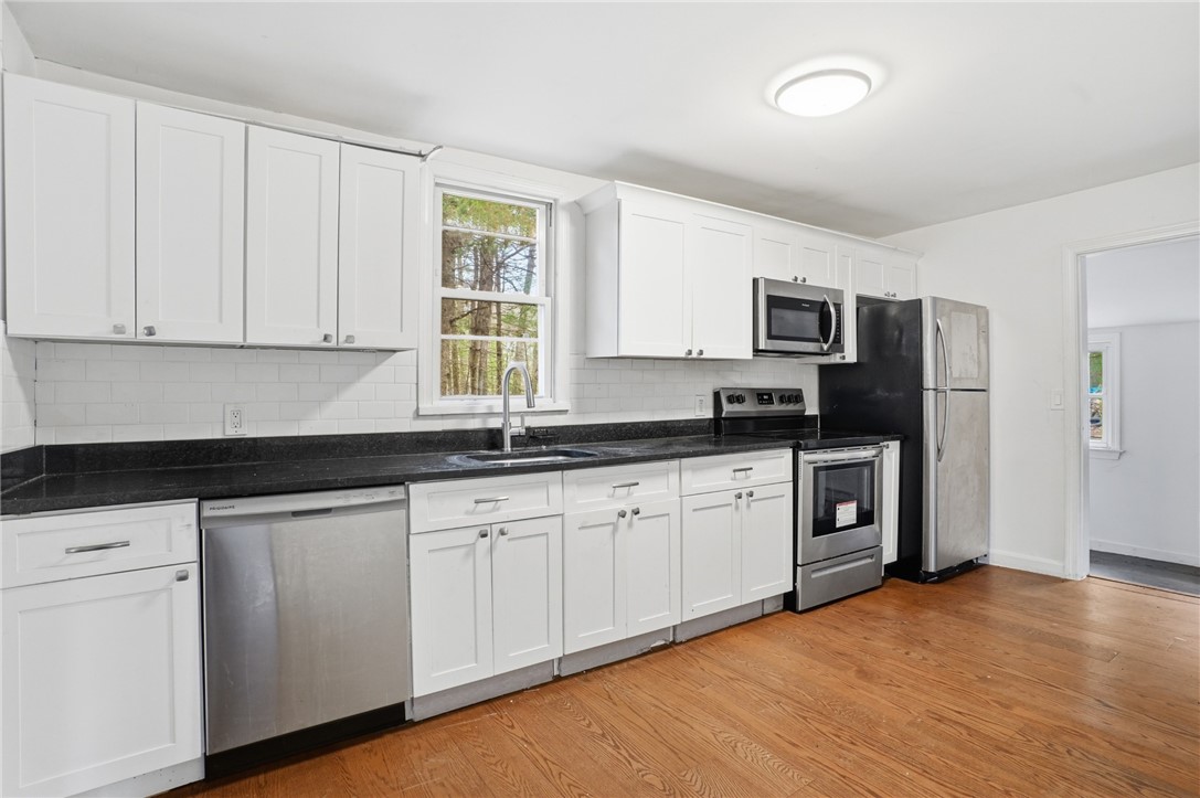 788 Phillips Hill Road Coventry, RI 02816 - Photo 17 of 39