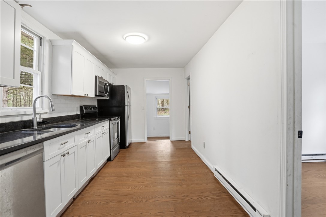 788 Phillips Hill Road Coventry, RI 02816 - Photo 18 of 39