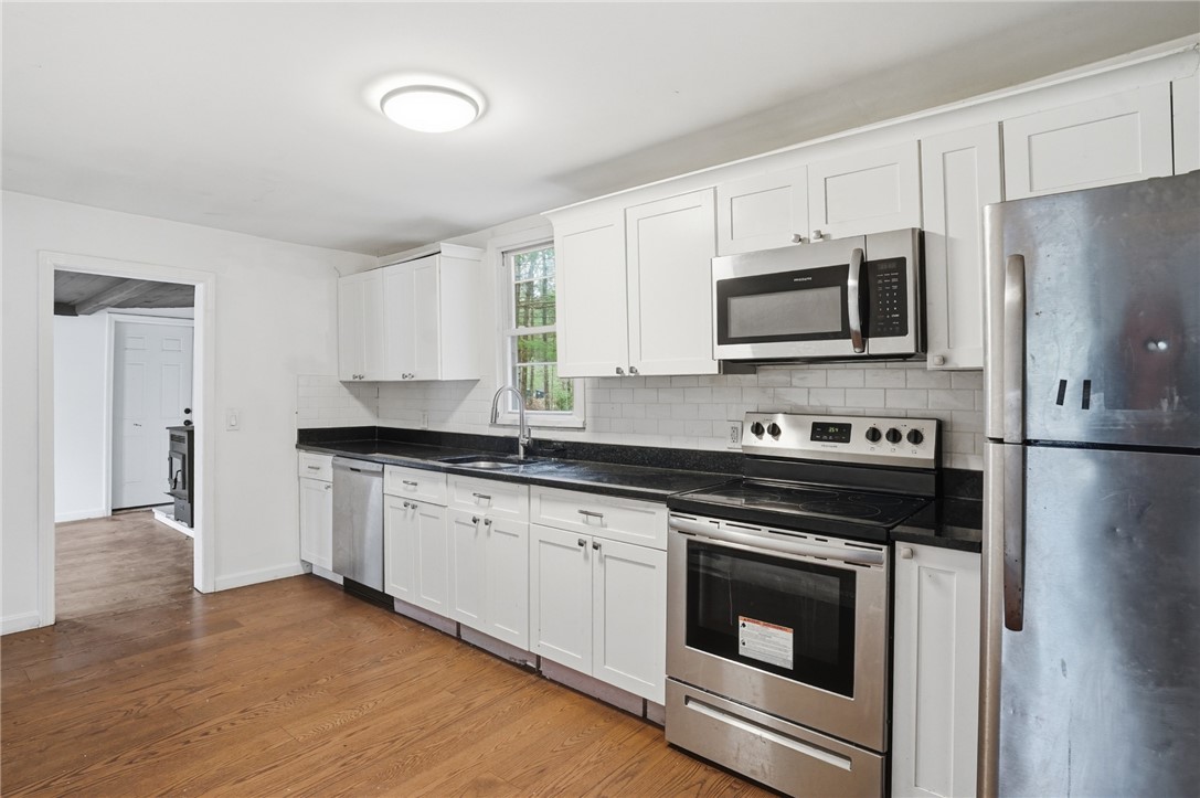 788 Phillips Hill Road Coventry, RI 02816 - Photo 21 of 39