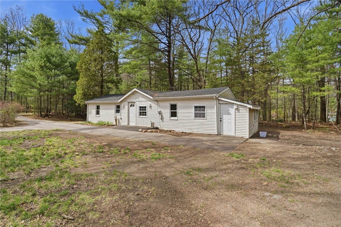 788 Phillips Hill Road Coventry, RI 02816 - Photo 36 of 39