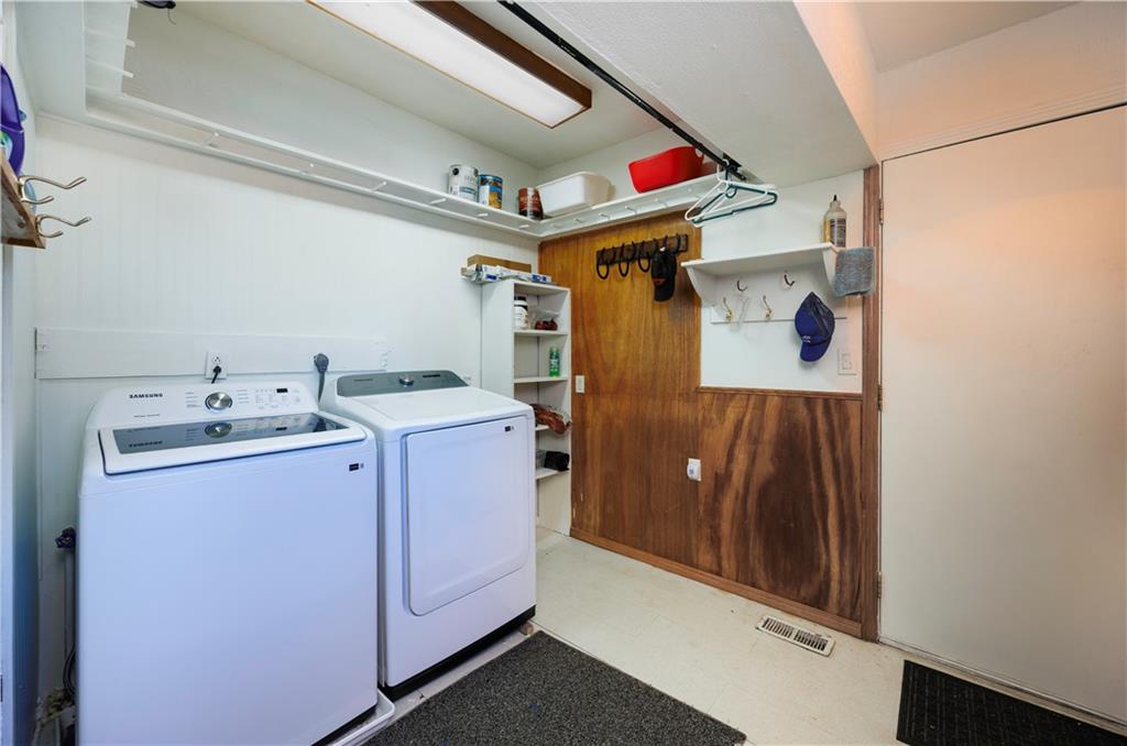 1013 Osage Street Neodesha, KS 66757 - Photo 17 of 37