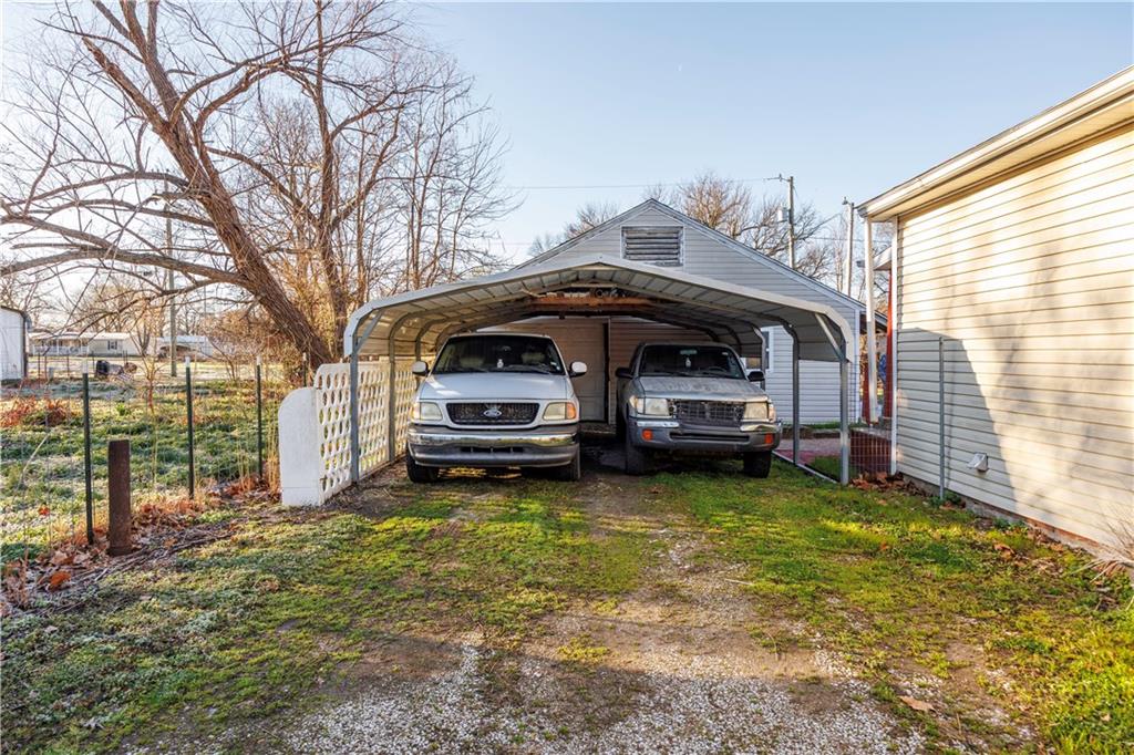 1013 Osage Street Neodesha, KS 66757 - Photo 31 of 37