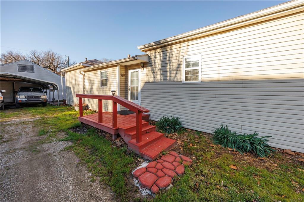 1013 Osage Street Neodesha, KS 66757 - Photo 32 of 37