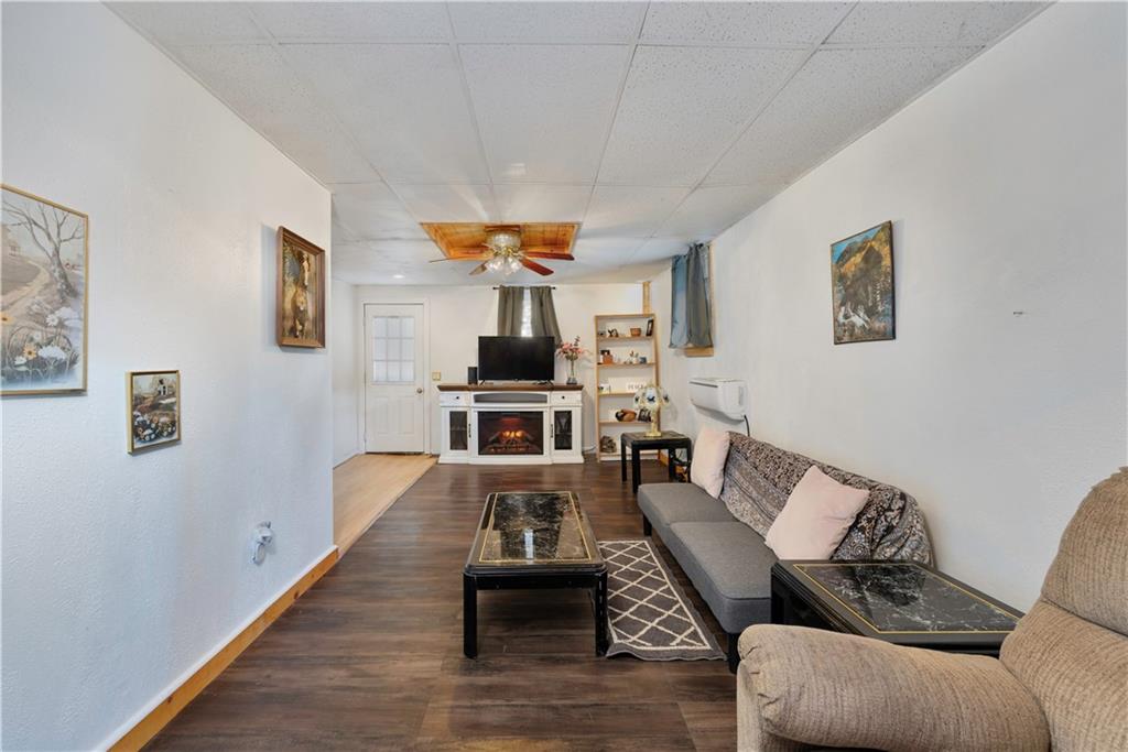 1013 Osage Street Neodesha, KS 66757 - Photo 8 of 37