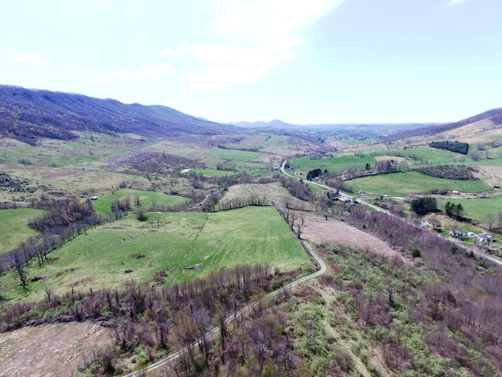 196-ac Gratton Road Tazewell, VA 24651 - Photo 9 of 29 Gallery Image 9