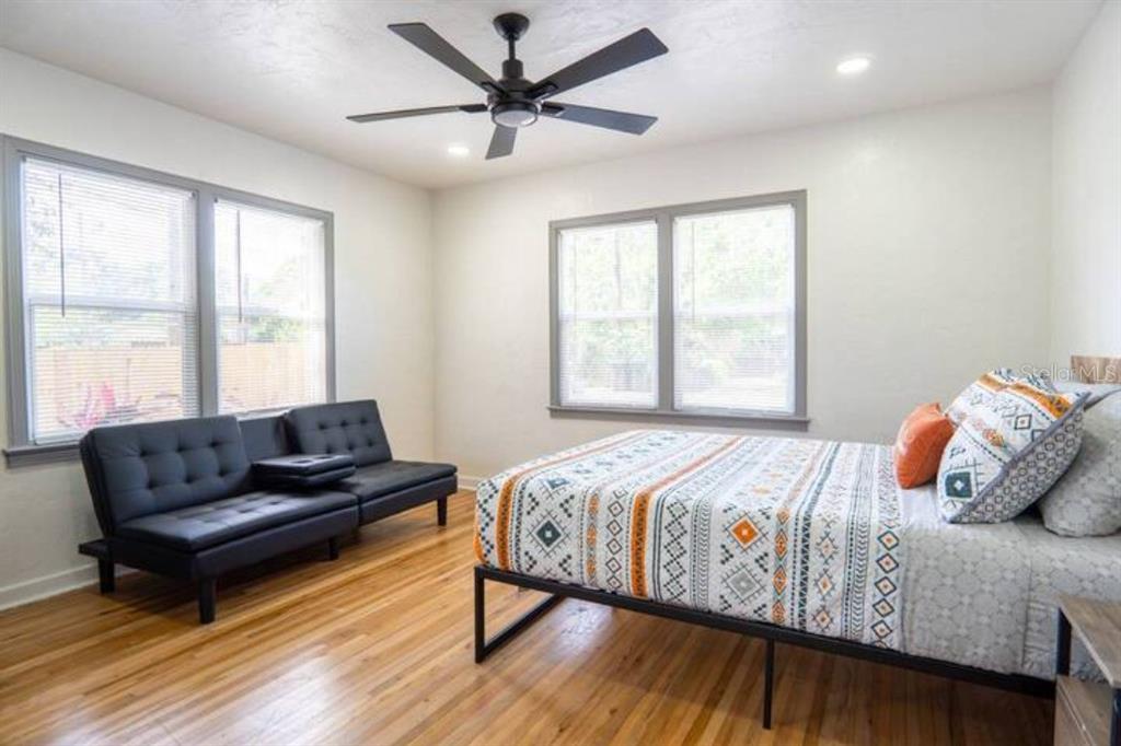 2008 Page Avenue Orlando, FL 32806 - Photo 12 of 68