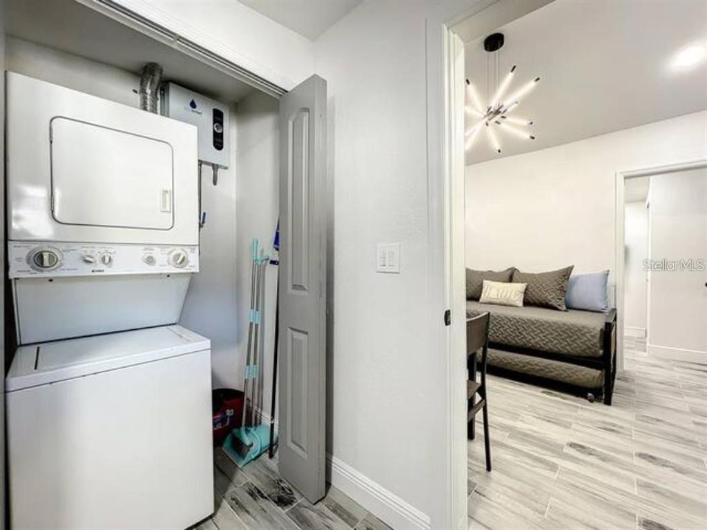 2008 Page Avenue Orlando, FL 32806 - Photo 36 of 68