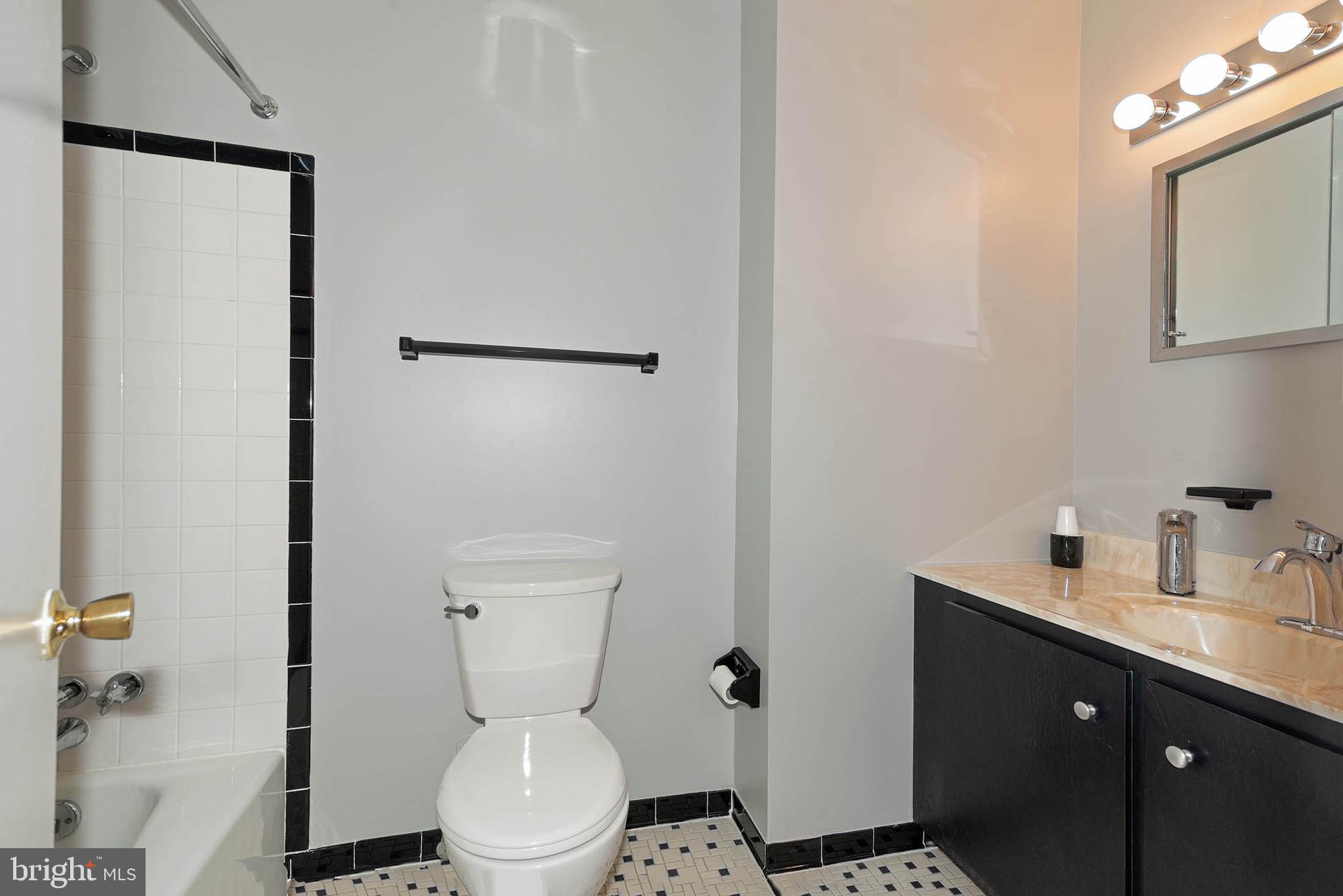 403 Merryman Road Annapolis, MD 21401 - Photo 28 of 53 Hall Bath