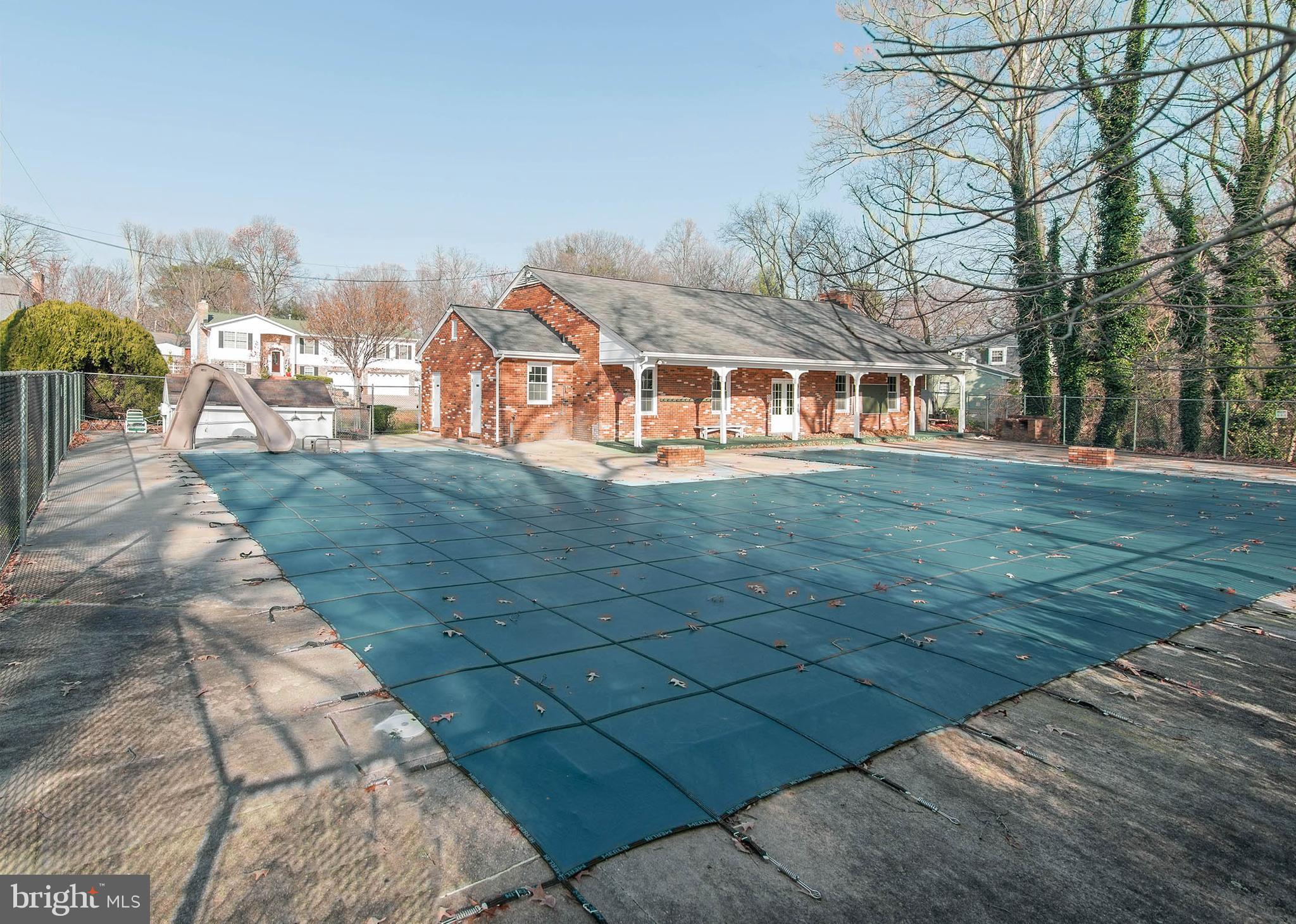 403 Merryman Road Annapolis, MD 21401 - Photo 53 of 53 Neighborhood Pool and Clubhouse