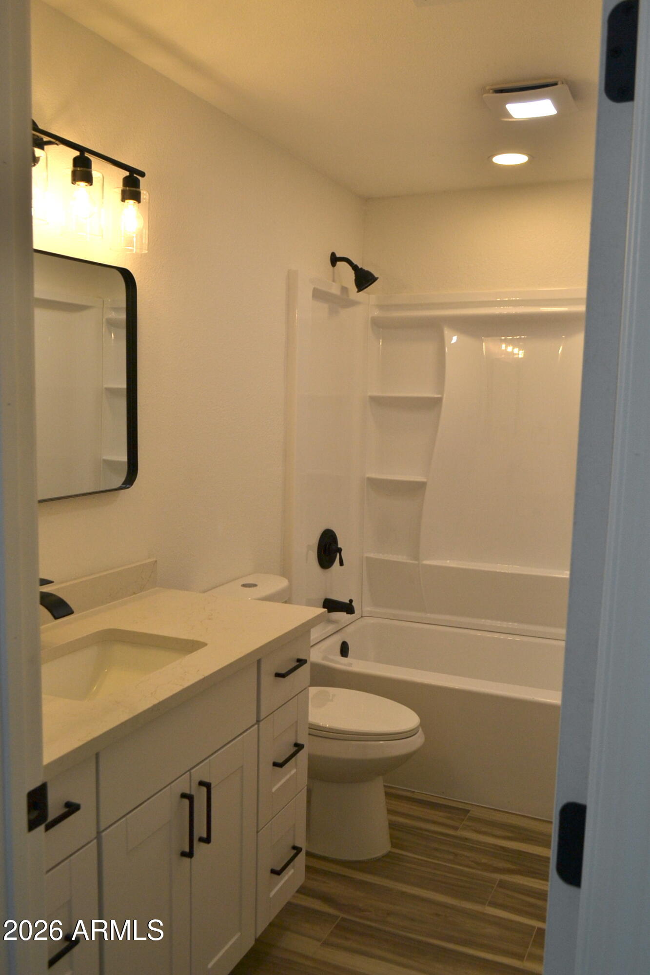 44 North Mountain Road, Unit 1 Apache Junction, AZ 85120 - Photo 11 of 13 Bathroom