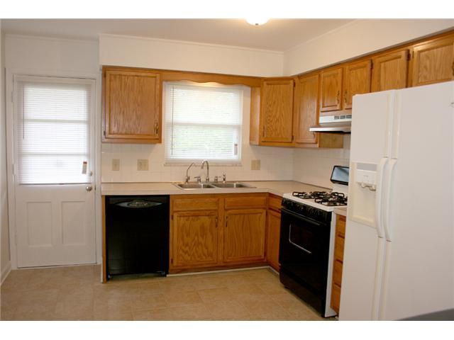 3030 Eastwick Road Columbus, OH 43232 - Photo 5 of 20 Gallery Image 5