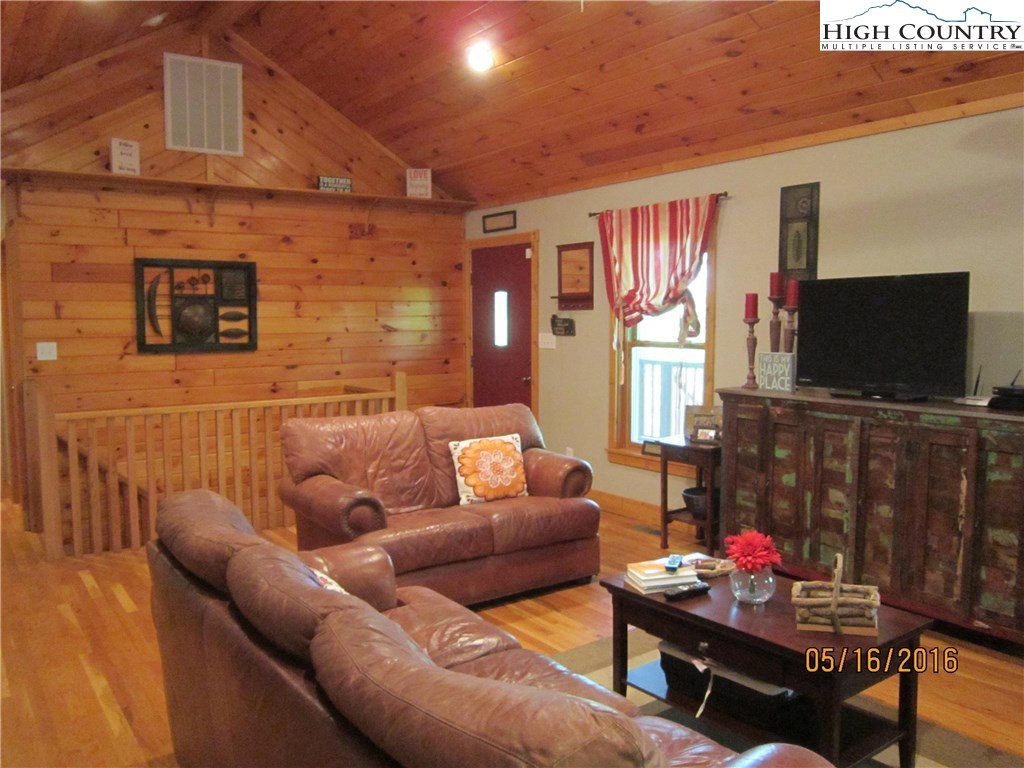 524 Locust Gap Road Vilas, NC 28692 - Photo 13 of 23 Gallery Image 13
