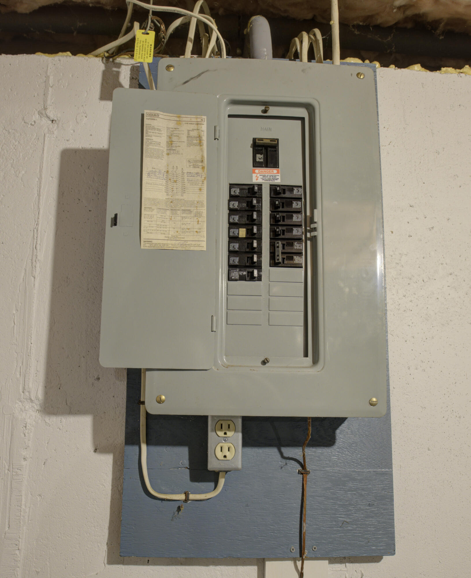 28 Cyprus Road South Dennis, MA 02660 - Photo 37 of 40 electric panel