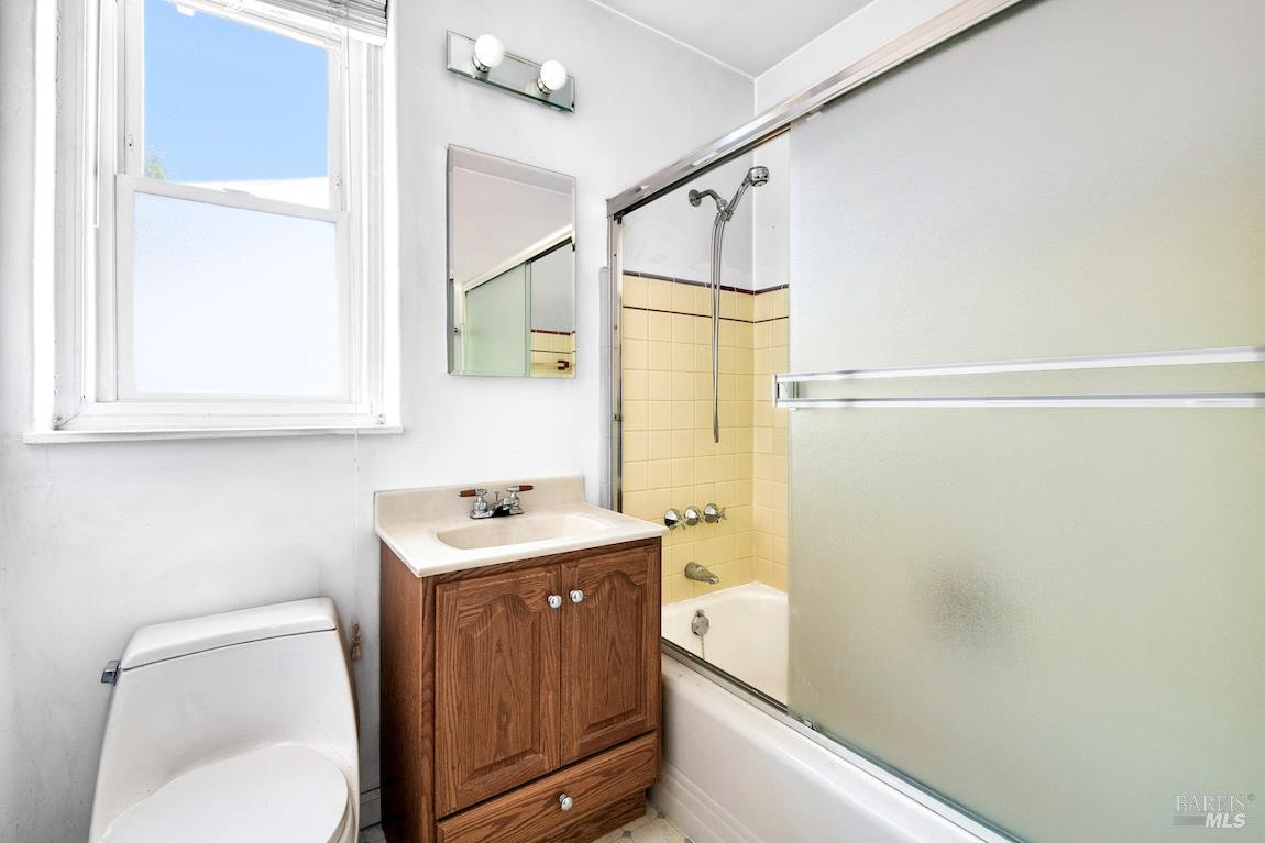 25 Redding Way San Rafael, CA 94901 - Photo 13 of 34 Gallery Image 13
