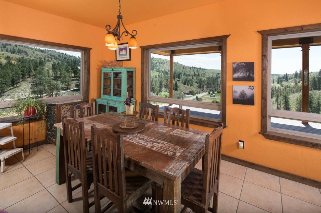 50 Coyote Trail Road Manson, WA 98831 - Photo 5 of 25 Gallery Image 5