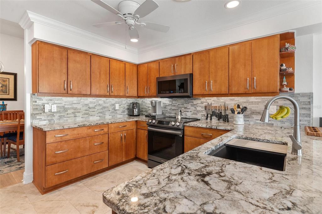 6020 Topsail Road Lady Lake, FL 32159 - Photo 38 of 77