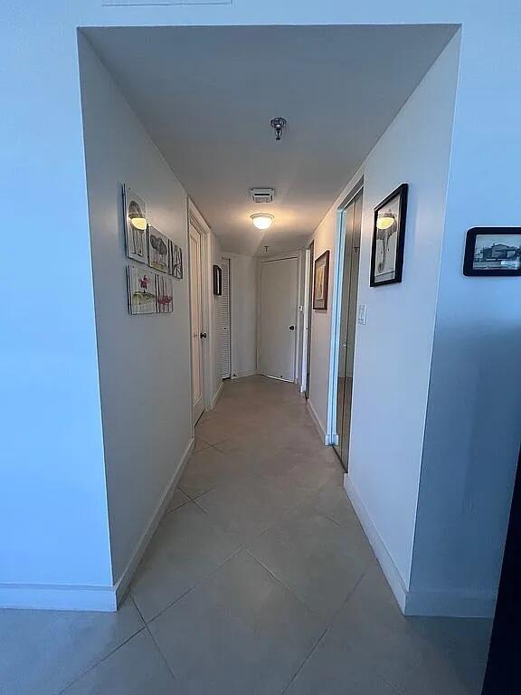6463 La Costa Drive, Unit 105 Boca Raton, FL 33433 - Photo 27 of 40 a view of a hallway
