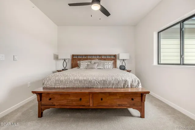 a bathroom with a toilet