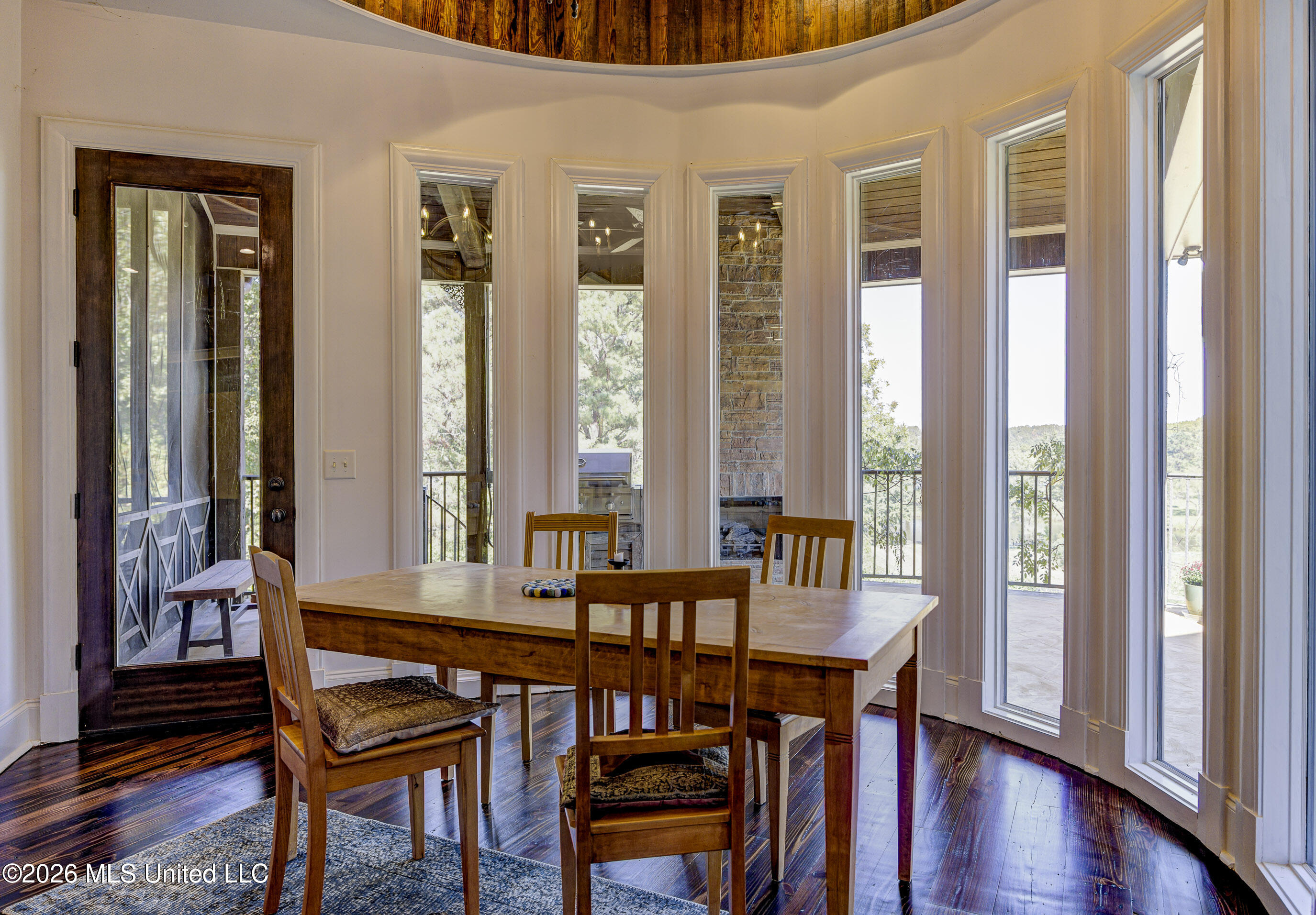 626 Cedar Hill Road Flora, MS 39071 - Photo 20 of 51 Lakeside Breakfast Nook 1