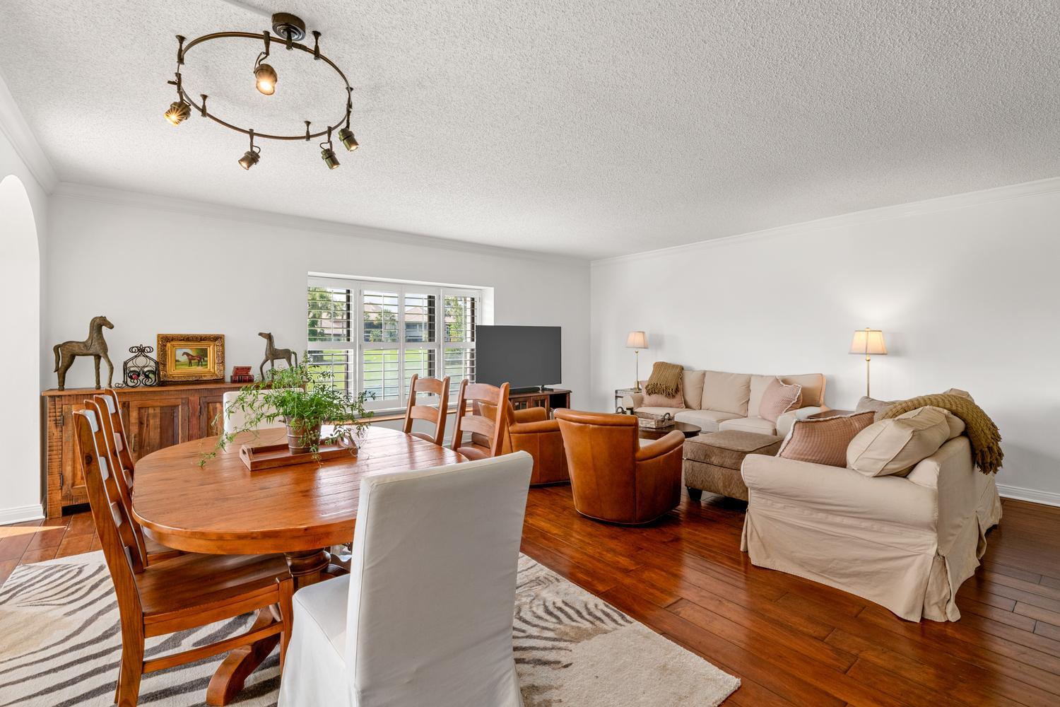 13224 Polo Club Road, Unit A102 Wellington, FL 33414 - Photo 6 of 38 DSC 1364-023-031-1500x1000