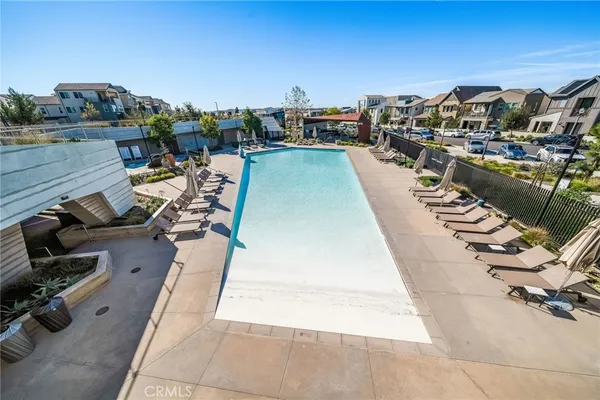 $1,098,000 | 174 Sawbuck, Irvine, CA 92618