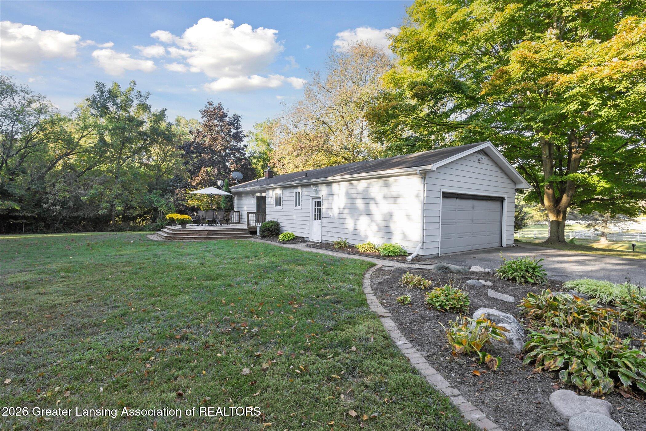2954 Dobie Road Mason, MI 48854 - Photo 38 of 42 11-2954-Dobie-Rd-Mason-MI-48854-WindowSt