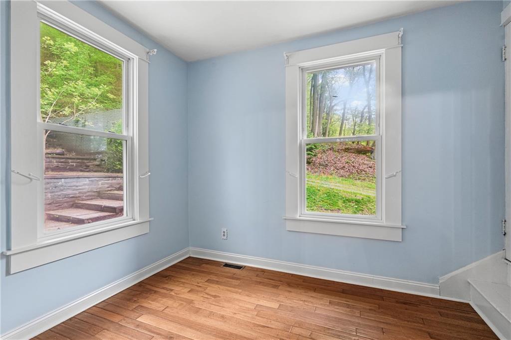 301 Redgate Road Sewickley, PA 15143 - Photo 9 of 20 BEDROOM 2