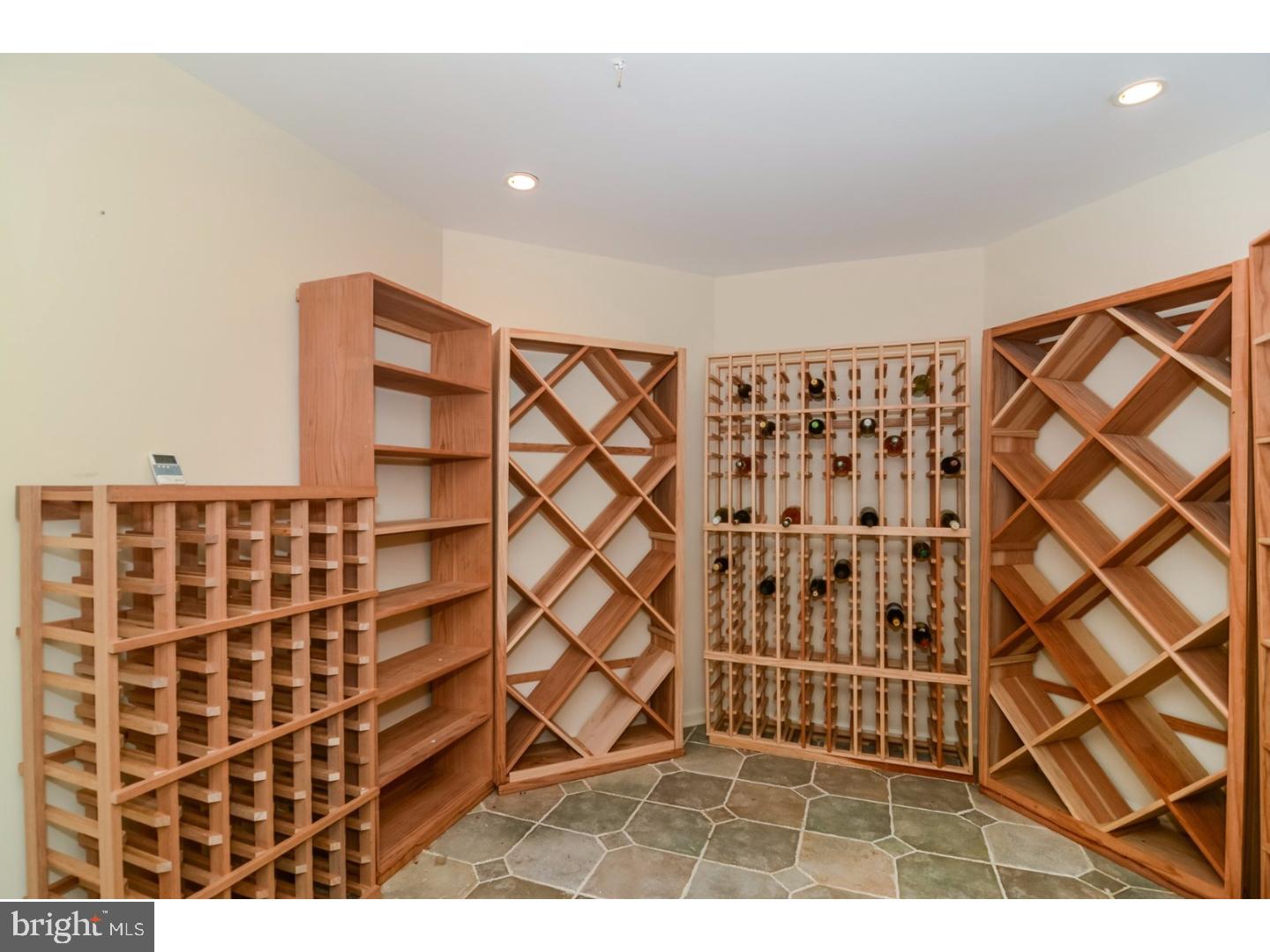 2579 Cold Spring Road Lansdale, PA 19446 - Photo 20 of 25 Gallery Image 20