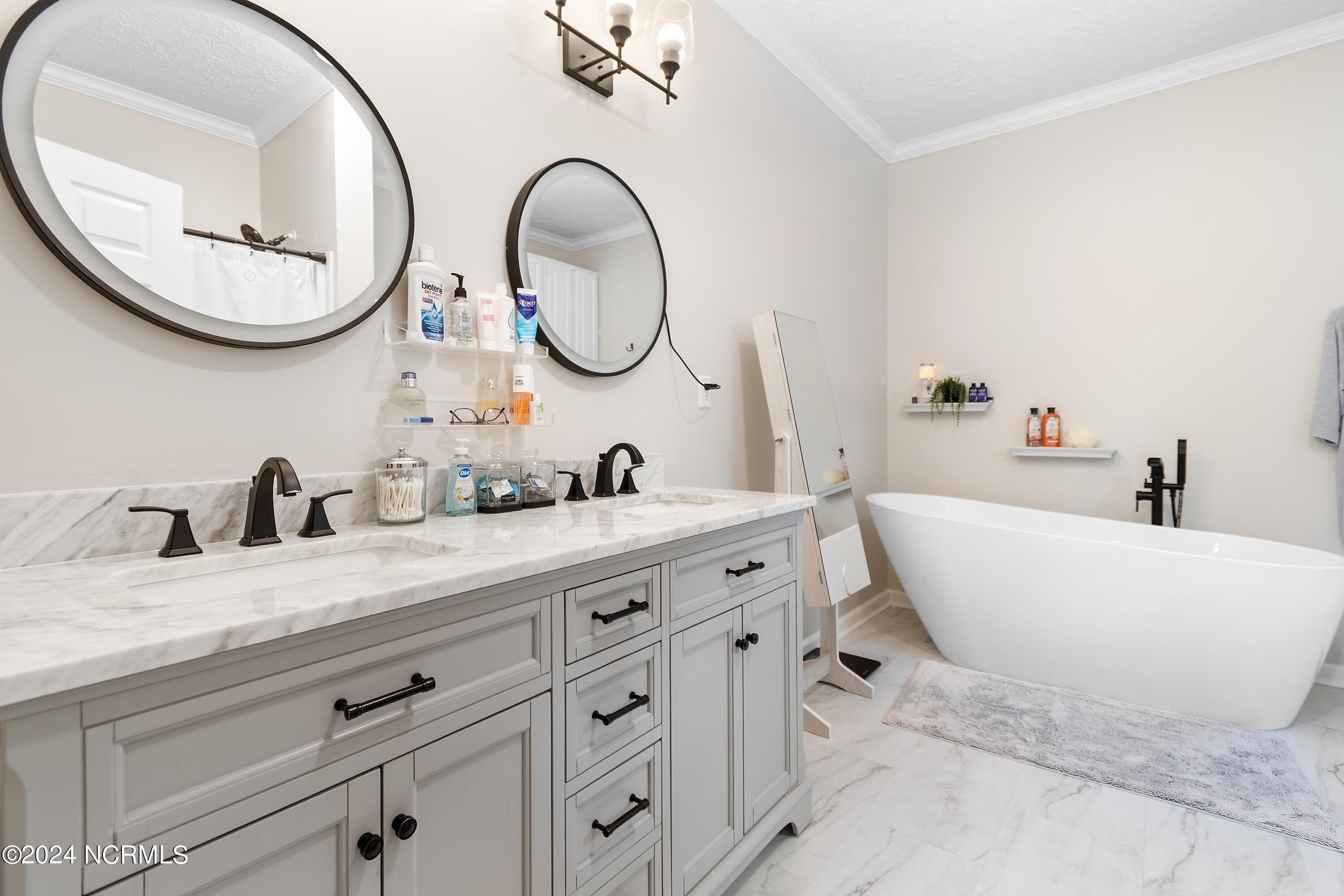 1736 Maco Road Northeast Leland, NC 28451 - Photo 18 of 52 Primary Bathroom