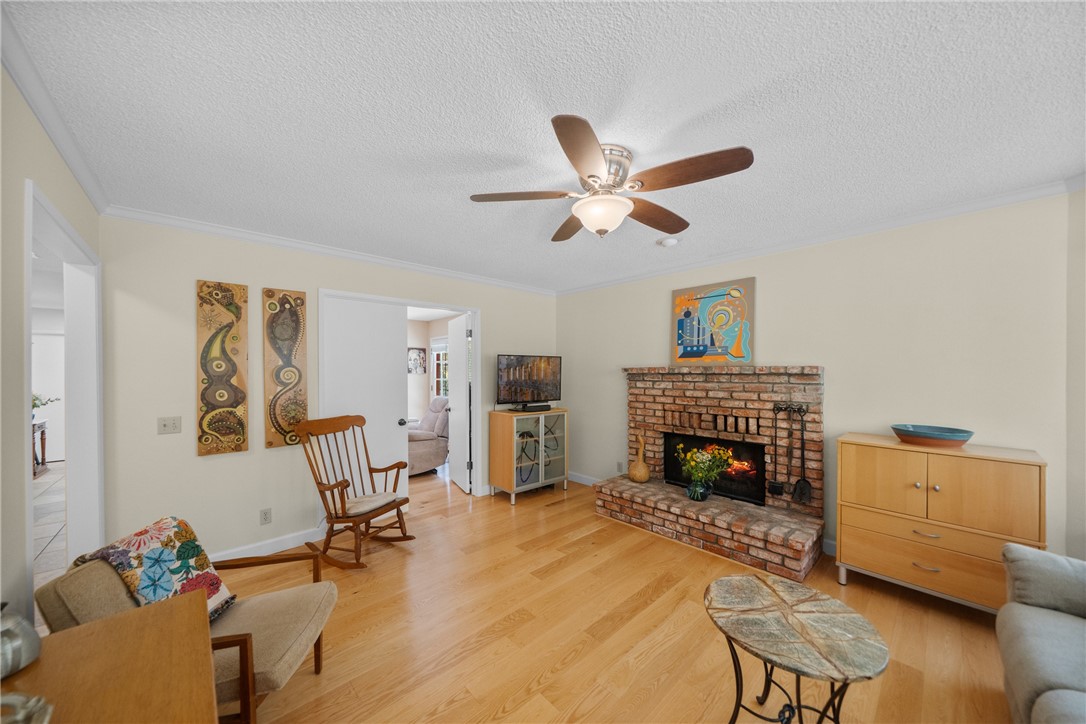 720 Carnation Lane Fallbrook, CA 92028 - Photo 8 of 45 Fireplace