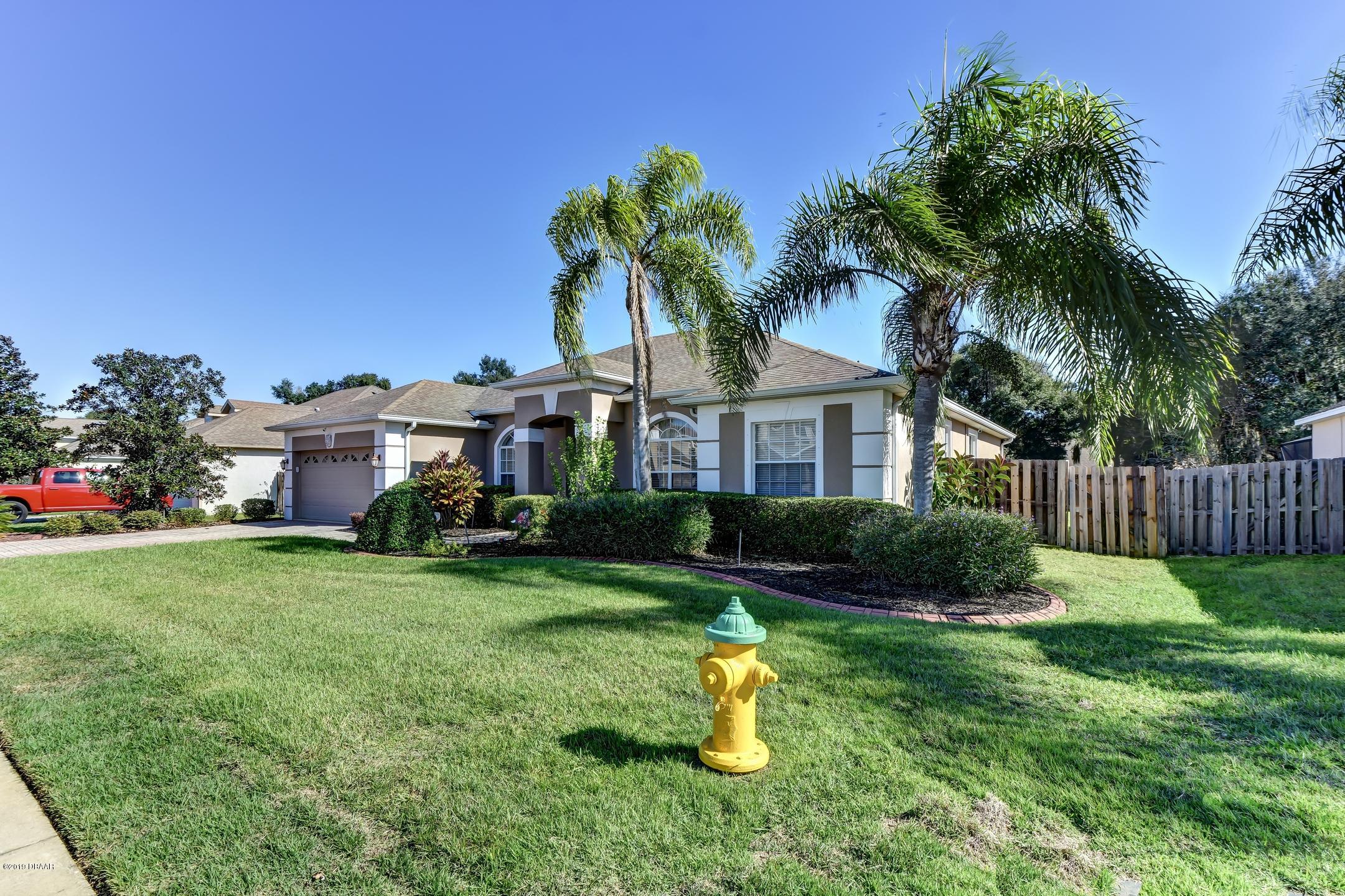 207 Crystal Ridge Road DeLand, FL 32720 - Photo 37 of 39 37-Corner View