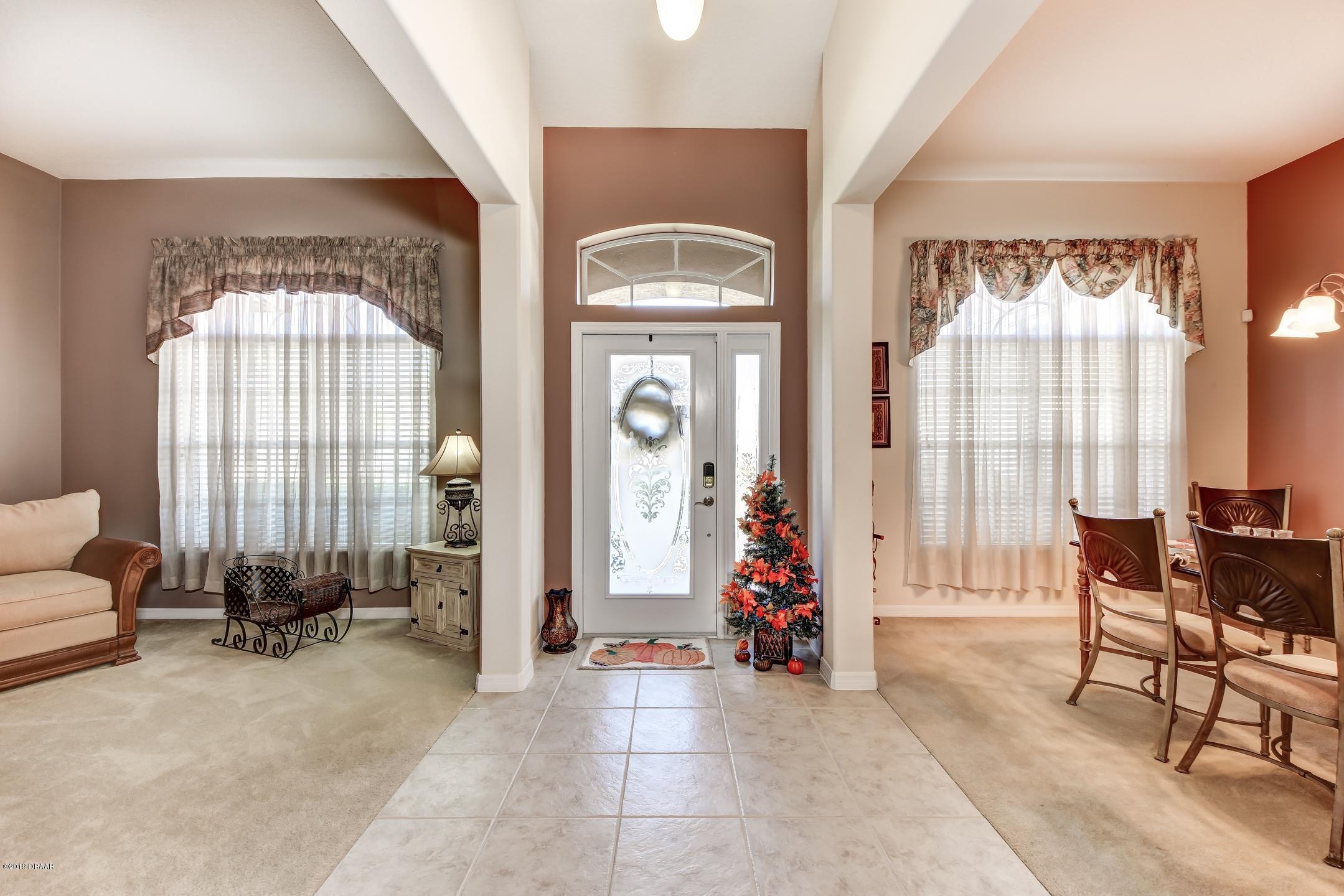 207 Crystal Ridge Road DeLand, FL 32720 - Photo 6 of 39 6-Foyer Entrance