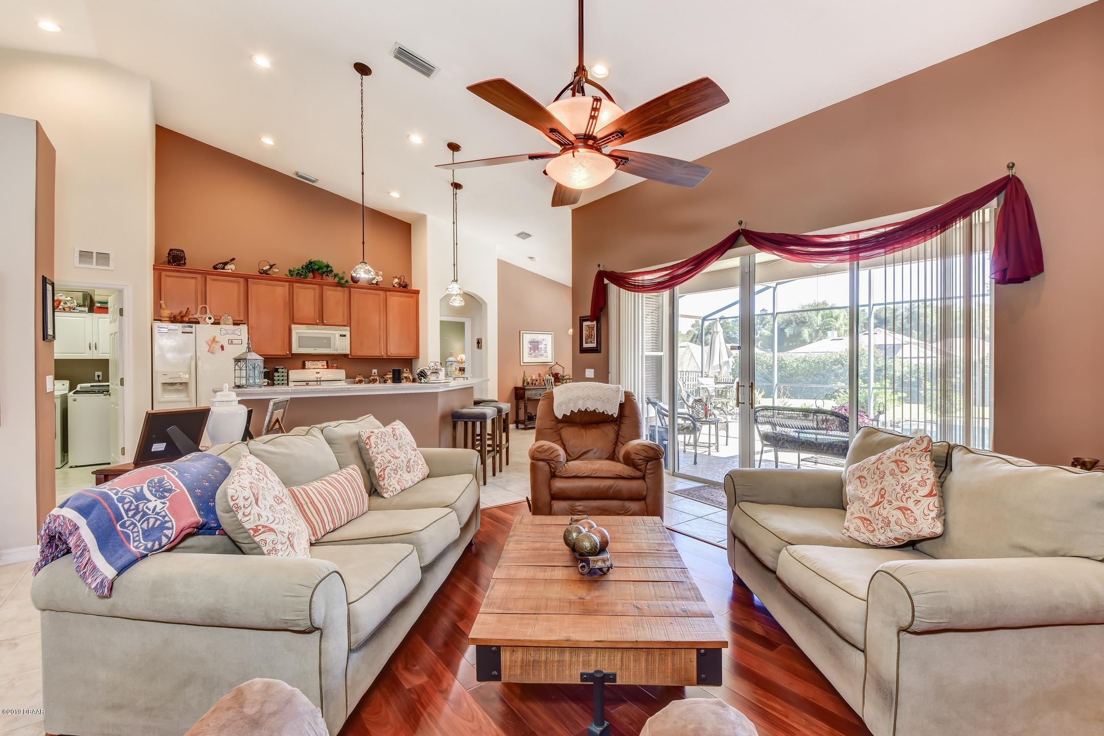 207 Crystal Ridge Road DeLand, FL 32720 - Photo 8 of 39 8-Family Room