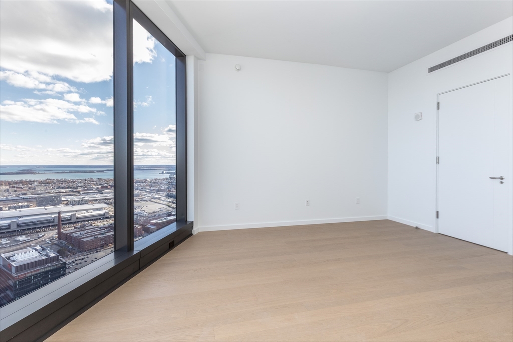 682 Atlantic Avenue, Unit 3710A Boston, MA 02111 - Photo 13 of 42