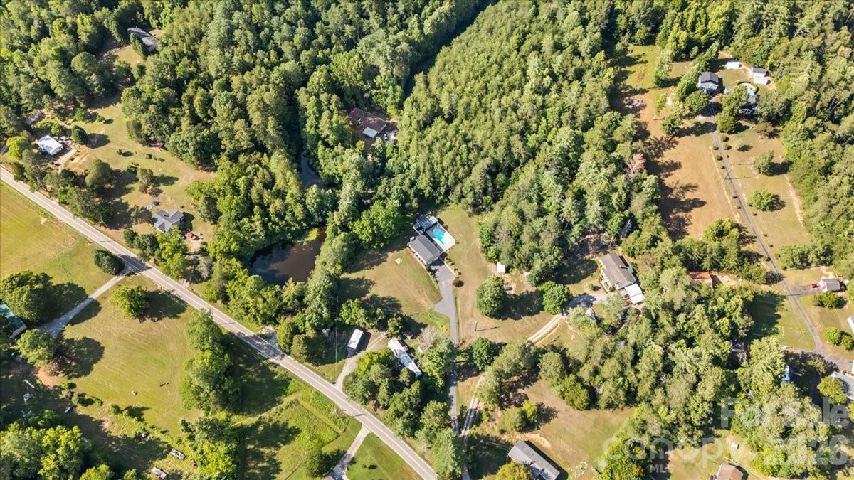 4690 Celia Creek Road Lenoir, NC 28645 - Photo 28 of 32