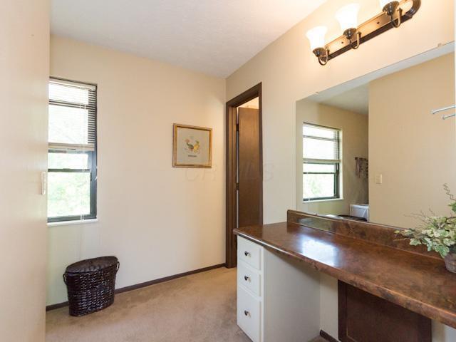 5221 Freedom Ridge Drive Columbus, OH 43230 - Photo 13 of 24