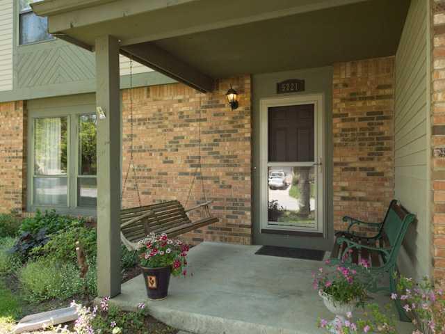 5221 Freedom Ridge Drive Columbus, OH 43230 - Photo 2 of 24