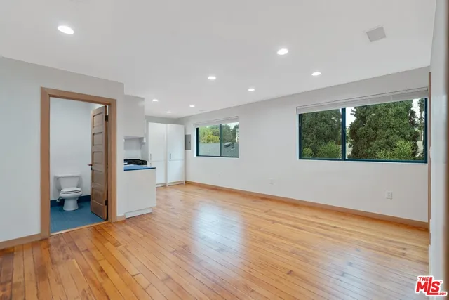 $2,950 | 7013 1/2 North Figueroa Street, Los Angeles, CA 90042