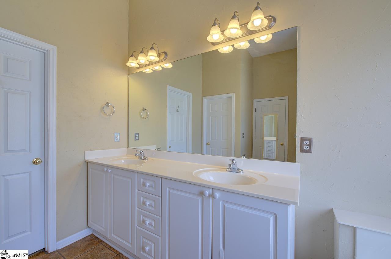 602 Meadow Grove Way Greer, SC 29650 - Photo 36 of 49