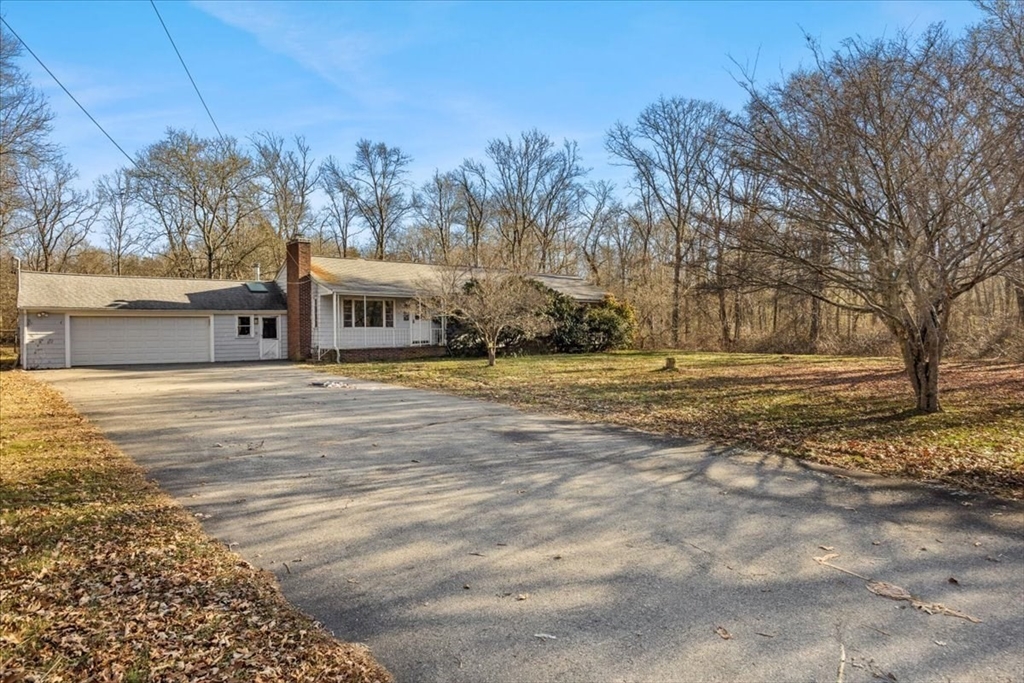 203 Hornbine Road Swansea, MA 02777 - Photo 1 of 34 Gallery Image 1