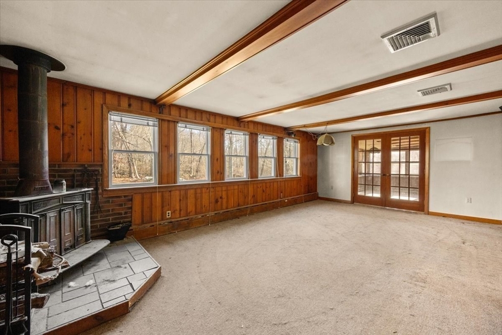 203 Hornbine Road Swansea, MA 02777 - Photo 15 of 34 Gallery Image 15